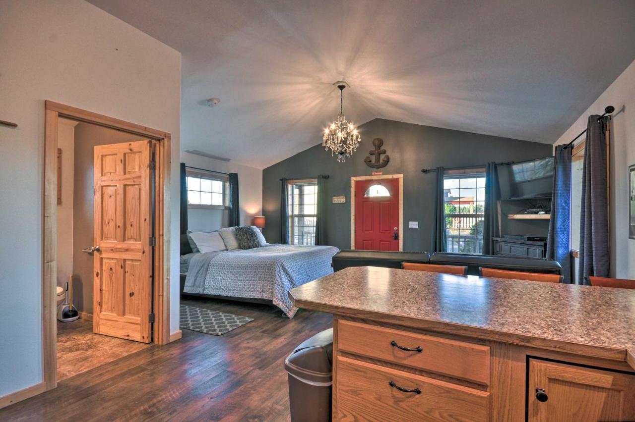 Coastal Retreat In Long Beach Walk To Attractions Exterior photo